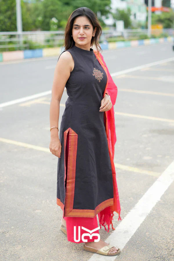 Handloom Kurta set (Dress) In Black