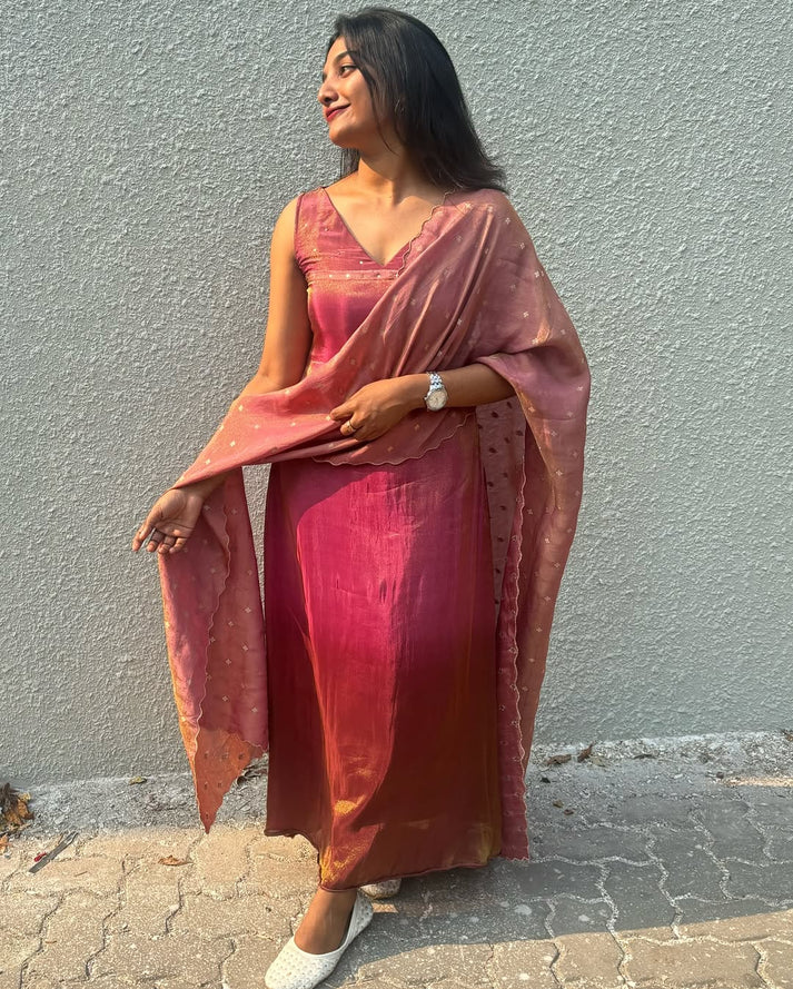 Pooja kurta set