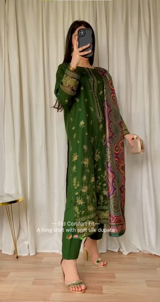 Zara Shahjahan Shawl’22 | GULNAR
