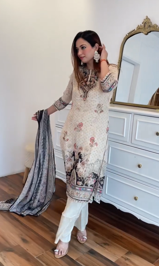 MUSLIN MOST DEMANDED KURTA SETS