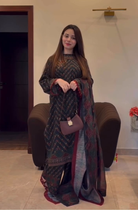 Comfy Brown Pure cotton Kalamkari printed Straight Fit kurta set with dupatta