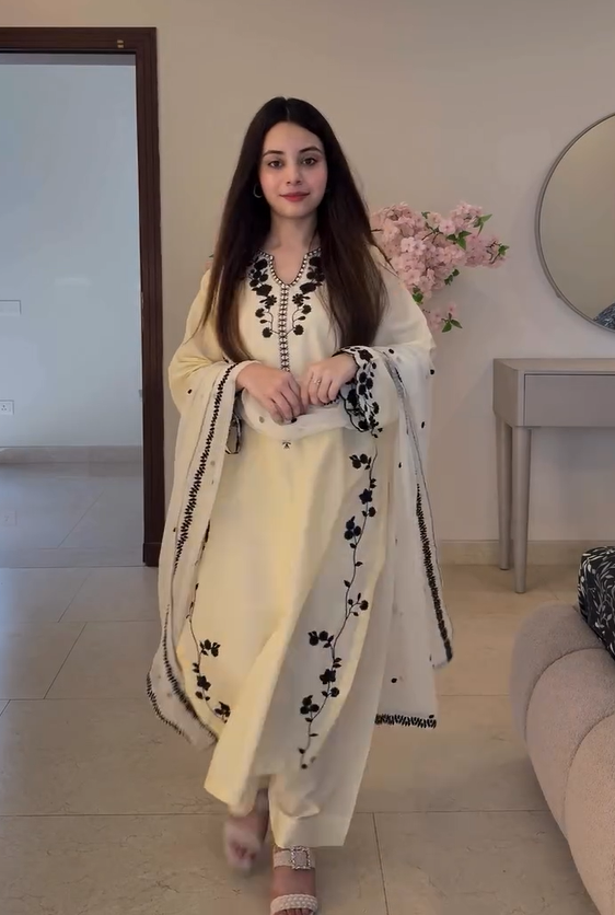 Women's Salwar Suit Embroidered Round Neck Silk