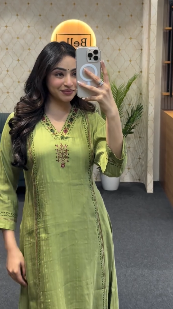 Women Ethnic Motifs Embroidered A-Line Kurta with Trousers