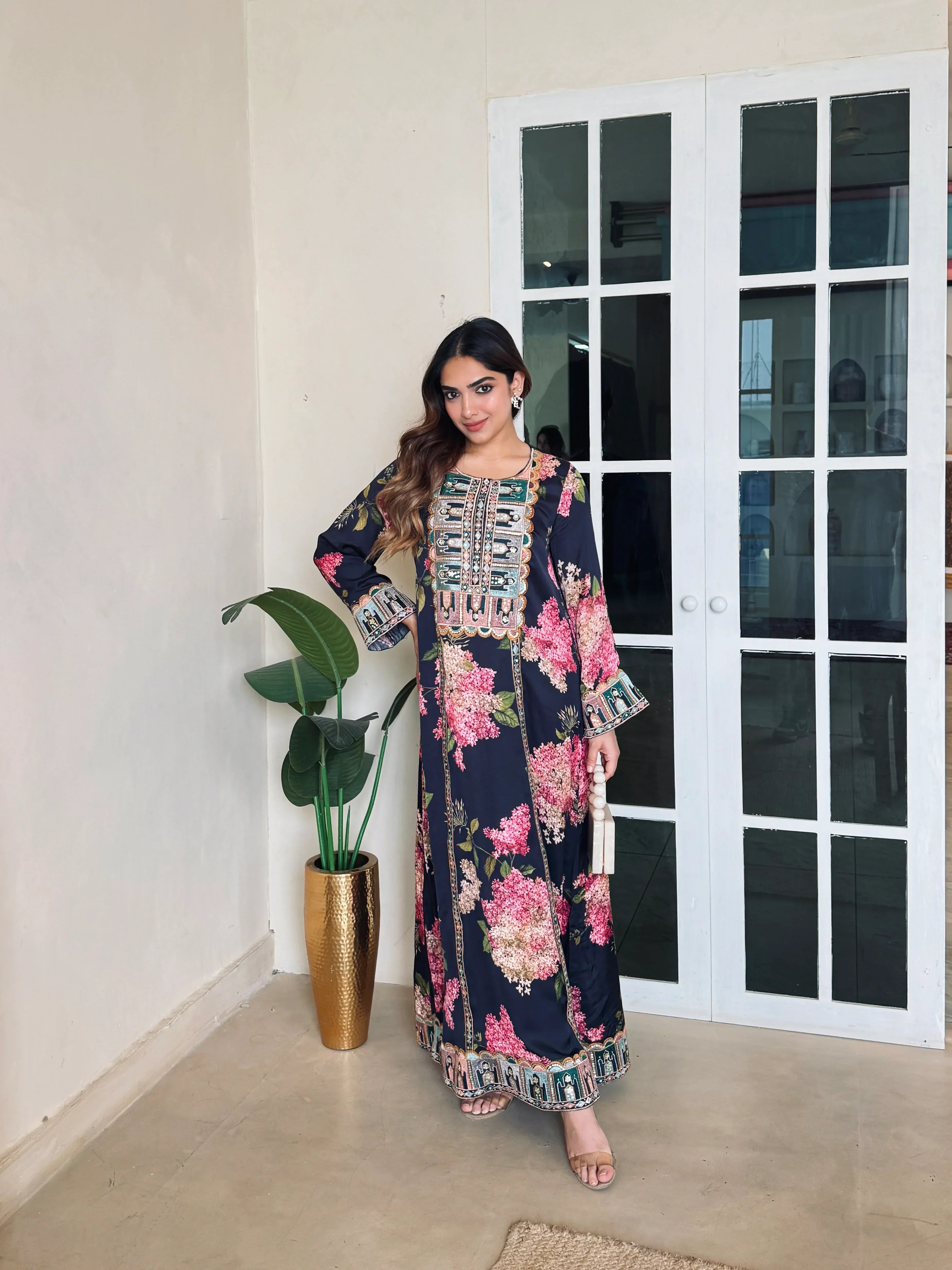 FLORAL EMBROIDERED KAFTAN